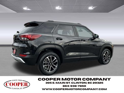 Used 2025 Chevrolet TrailBlazer LT image 7