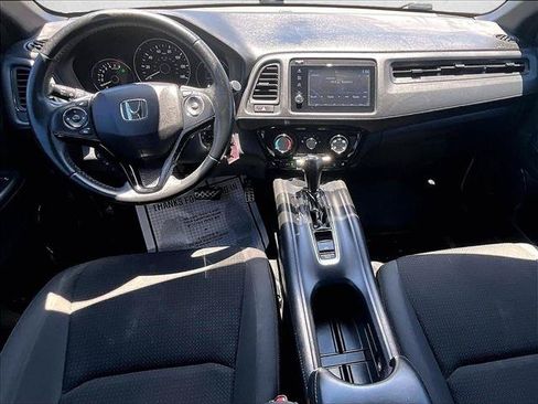 Used 2020 Honda HR-V Sport image 16