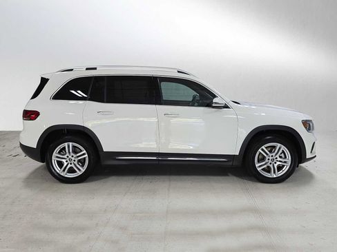 Used 2023 Mercedes-Benz GLB 250 GLB 250 image 2