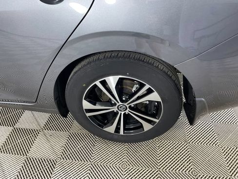 Used 2022 Nissan Sentra SV FWD image 20