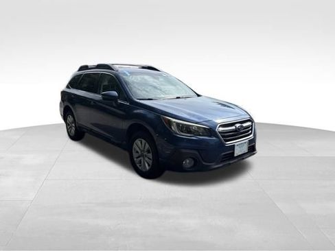 Used 2019 Subaru Outback 2.5i Premium AWD/4WD image 9