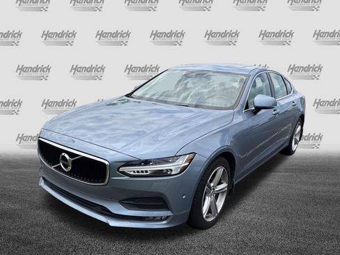 Used 2017 Volvo S90 T5 Momentum w/ Convenience Package FWD image 11