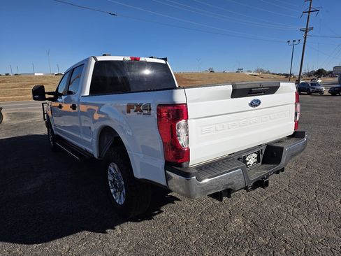 Used 2022 Ford F250 XL w/ STX Appearance Package image 5