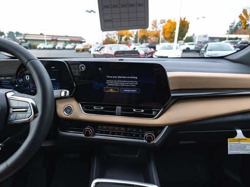 New 2026 Chevrolet Equinox ACTIV image 28