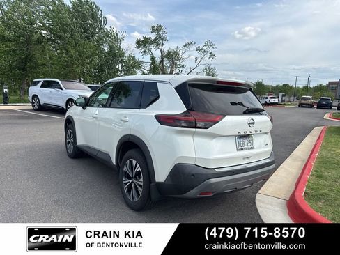 Used 2021 Nissan Rogue SV FWD image 5