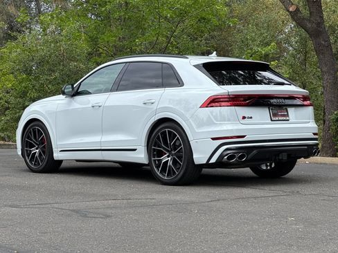 Used 2023 Audi SQ8 Prestige AWD/4WD image 7