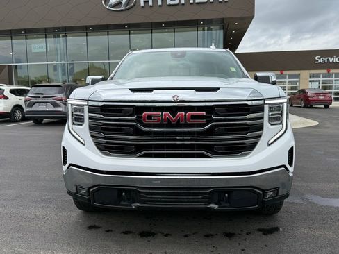Used 2025 GMC Sierra 1500 SLT w/ SLT Premium Package image 2