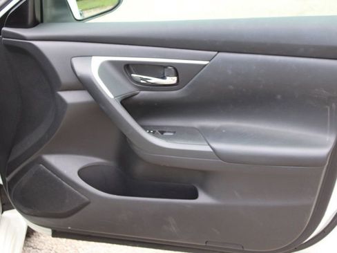 Used 2016 Nissan Altima 2.5 S w/ Power Driver Seat Package image 33