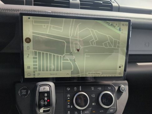 New 2026 Land Rover Defender 110 X-Dynamic SE AWD/4WD image 16