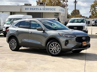 New 2024 Ford Escape SE w/ PHEV Premium Package