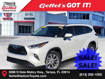 Used 2023 Toyota Highlander Limited