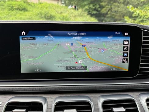 Used 2021 Mercedes-Benz GLS 580 4MATIC image 35