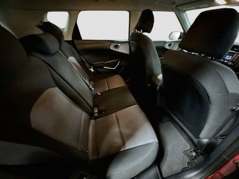 Used 2022 Kia Soul LX w/ Technology Package FWD image 25