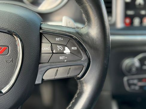 Used 2017 Dodge Charger R/T image 18