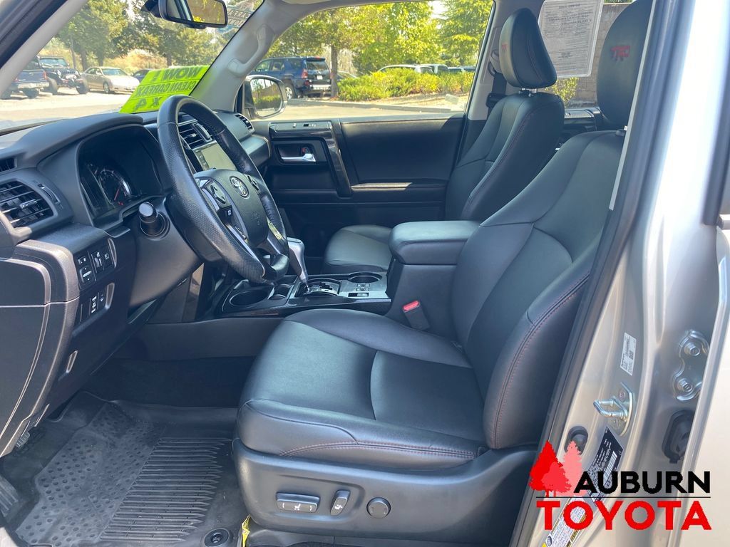 Used 2023 Toyota 4Runner TRD Off-Road Premium w/ Moonroof Package AWD/4WD image 11
