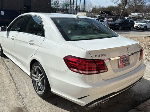 Used 2014 Mercedes-Benz E 350 4MATIC Sedan image 5