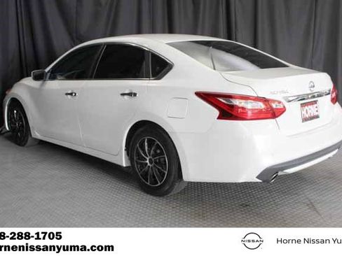 Used 2016 Nissan Altima 2.5 FWD image 15