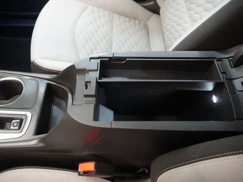 Used 2021 Chevrolet Equinox LS image 20