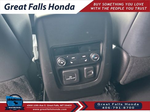 Used 2024 Buick Enclave Premium image 23