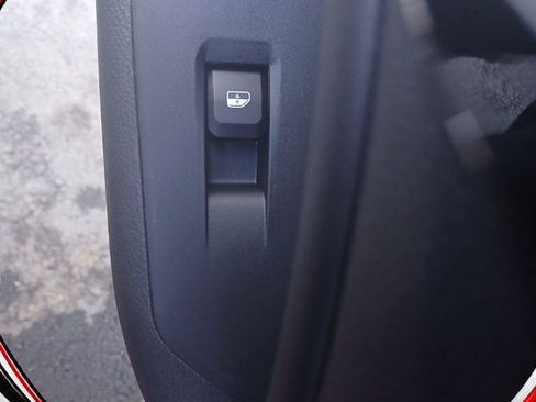 New 2026 Jeep Compass Latitude image 31