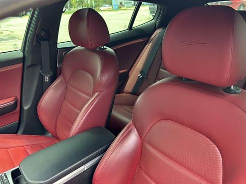 Used 2019 Kia Stinger GT2 AWD/4WD image 28
