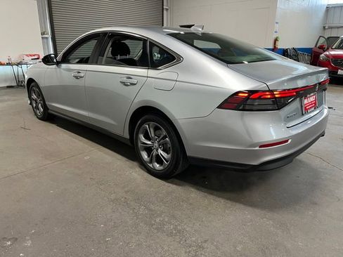 Used 2024 Honda Accord EX image 5