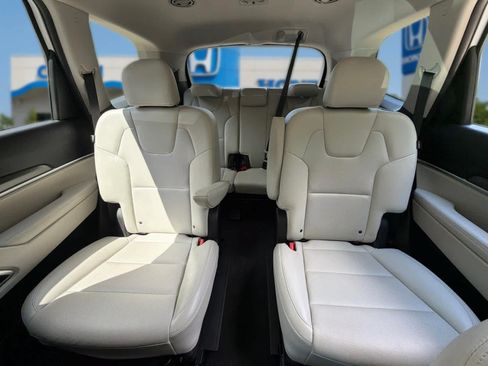 Used 2023 Kia Telluride S w/ S Sunroof Package AWD/4WD image 26