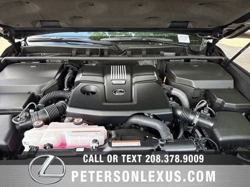 New 2026 Lexus LX 600 4WD w/ Luxury Package image 9