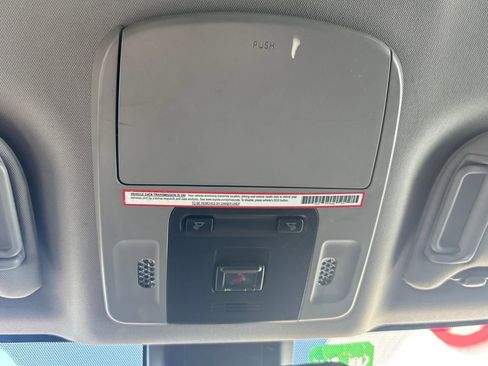 Used 2022 Toyota Camry SE w/ Convenience Package image 15