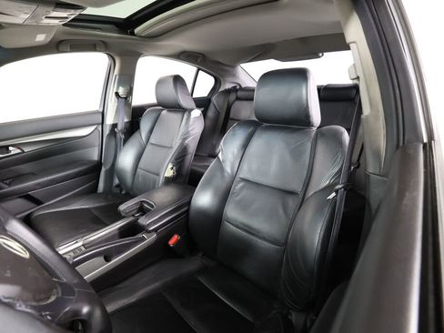 Used 2010 Acura TL w/ Technology Package image 11
