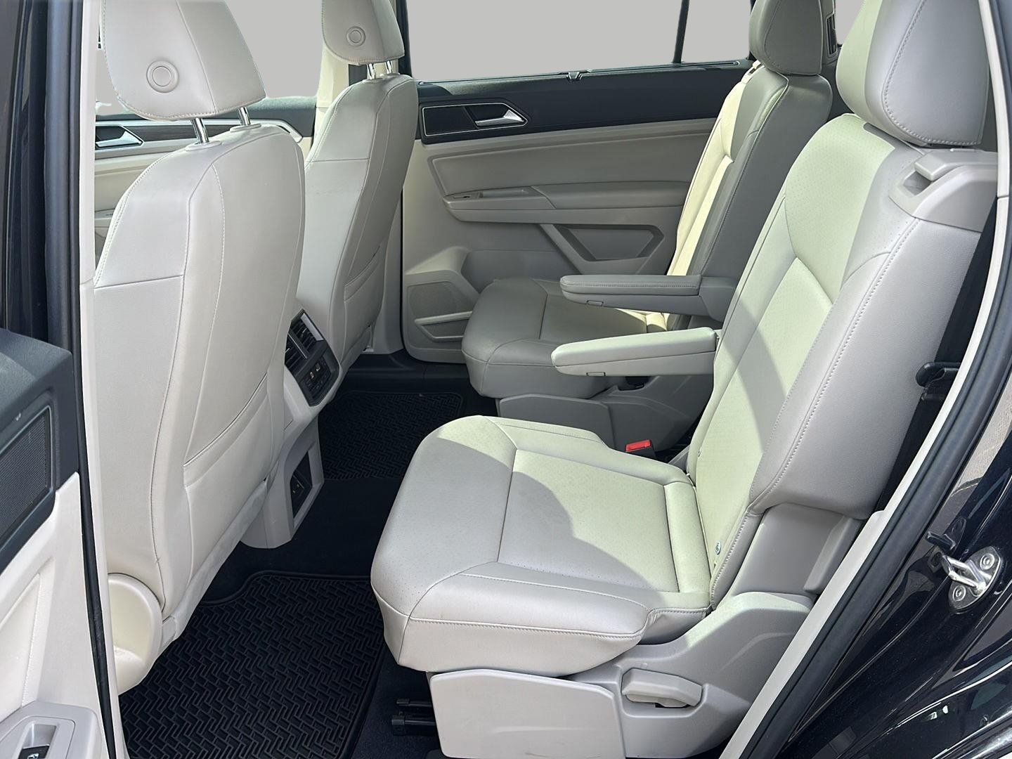 Used 2019 Volkswagen Atlas SEL AWD/4WD image 25