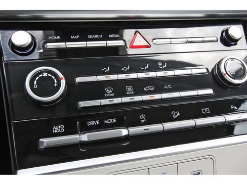 Certified 2026 Hyundai Santa Fe SE FWD image 27