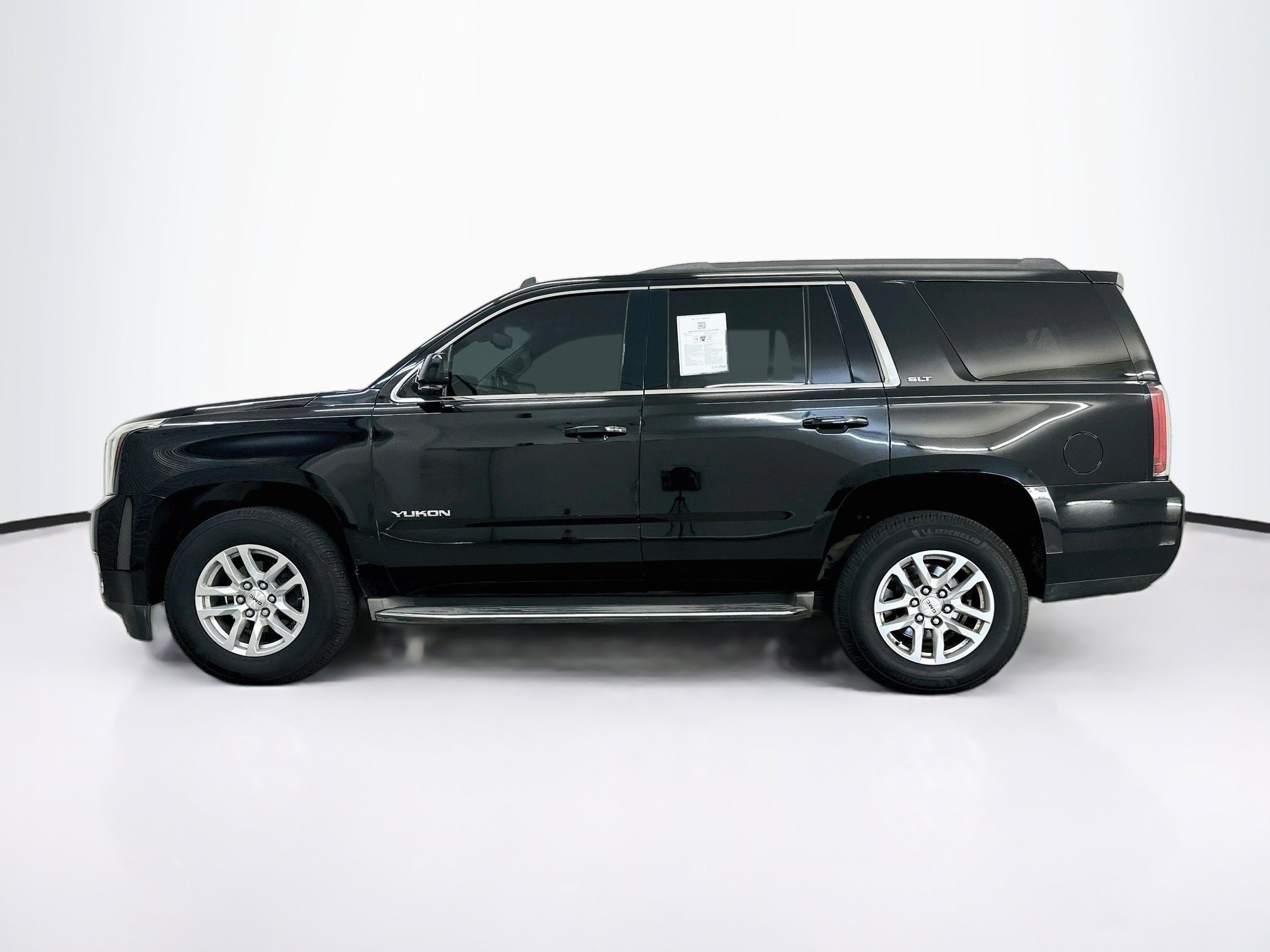 Used 2015 GMC Yukon SLT AWD/4WD image 4