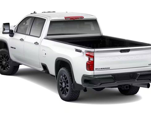 New 2026 Chevrolet Silverado 3500 LT image 3