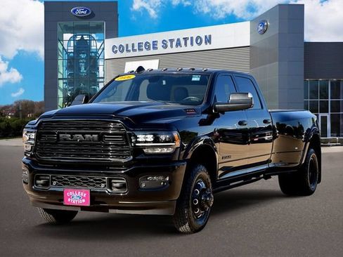 Used 2022 RAM 3500 Limited w/ Night Edition AWD/4WD image 2