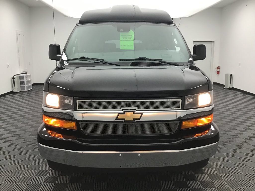 Used 2020 Chevrolet Express 2500 w/ Enhanced Convenience Package RWD image 14