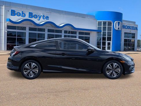 Used 2018 Honda Civic EX-T image 2
