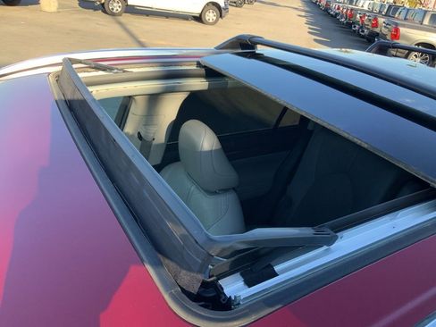 Used 2021 Toyota Highlander Platinum image 24