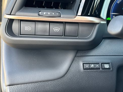 New 2026 Toyota Crown Limited w/ Advanced Technology Package image 29