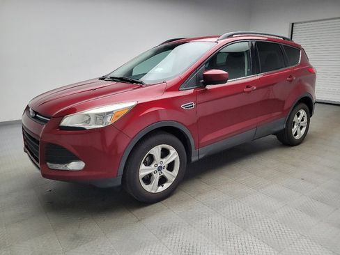 Used 2016 Ford Escape SE w/ Equipment Group 201A FWD image 2