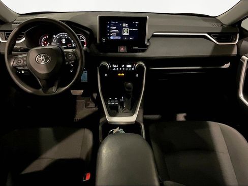 Used 2024 Toyota RAV4 LE image 8