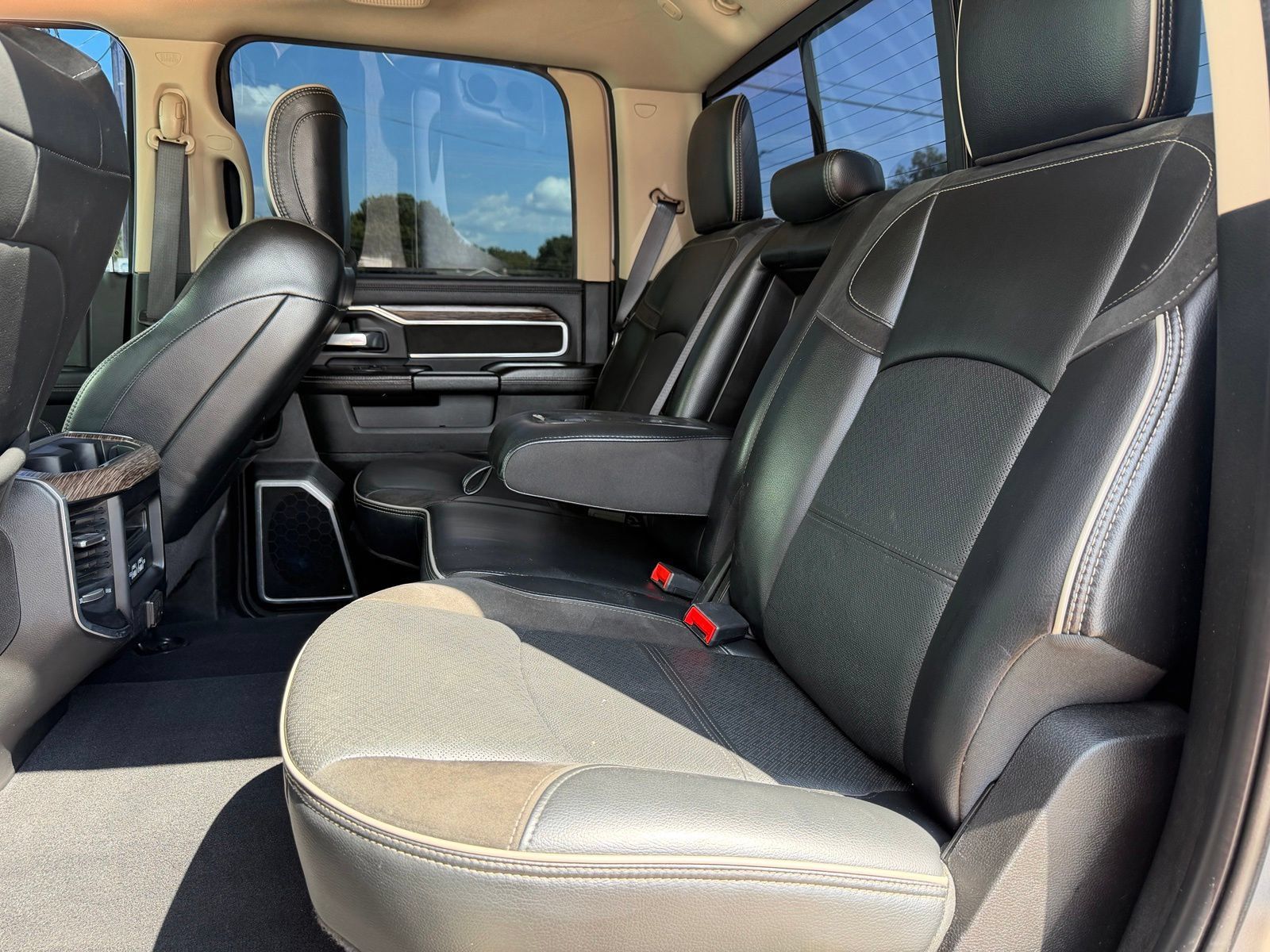 Used 2021 RAM 3500 Laramie AWD/4WD image 20