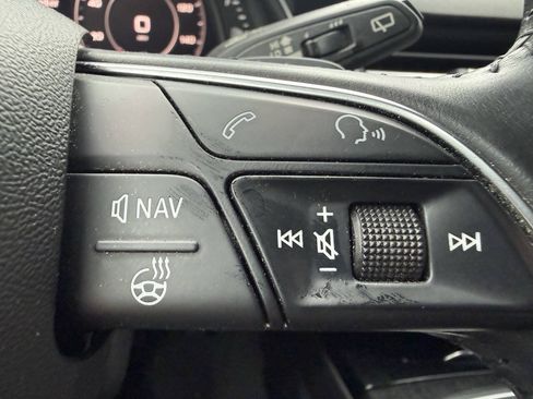 Used 2017 Audi Q7 3.0T Premium Plus AWD/4WD image 23