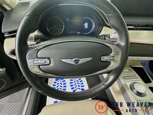 Used 2023 Genesis GV70 2.5T w/ Advanced Package AWD/4WD image 13