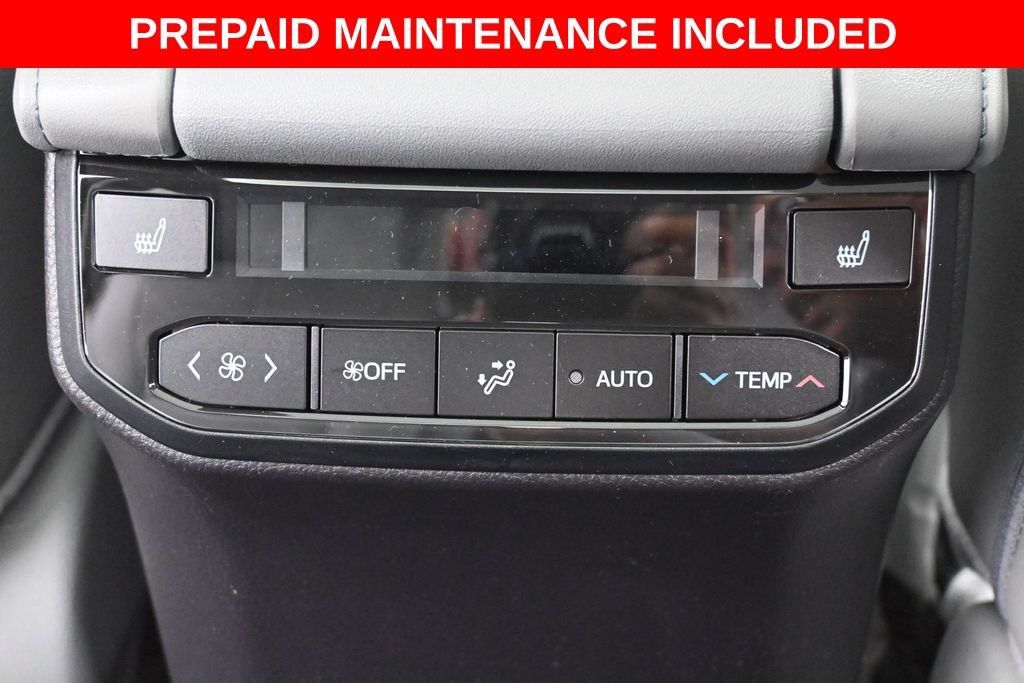 Certified 2026 Toyota Highlander Platinum AWD/4WD image 36