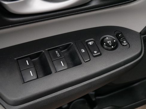 Certified 2019 Honda CR-V LX image 19