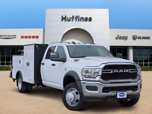New 2024 RAM 5500 Tradesman w/ Chrome Appearance Group image 1