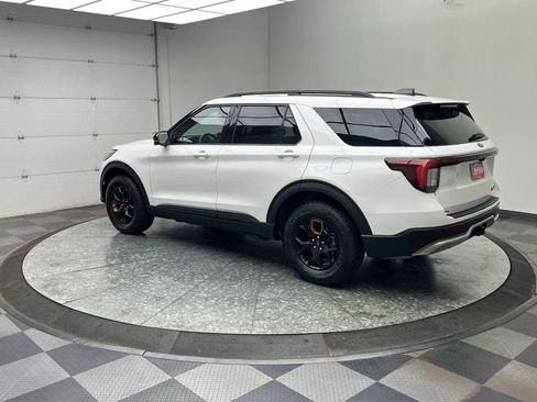 Used 2026 Ford Explorer Tremor w/ Tremor Ultimate Package AWD/4WD image 2