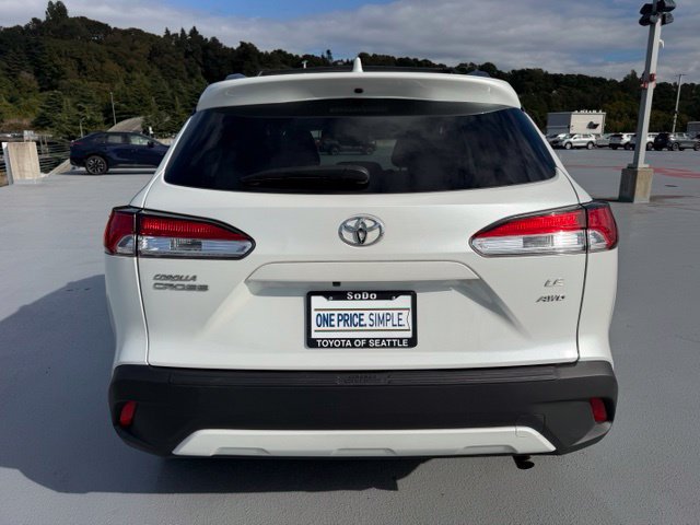 Used 2024 Toyota Corolla Cross LE w/ Moonroof Package AWD/4WD image 4