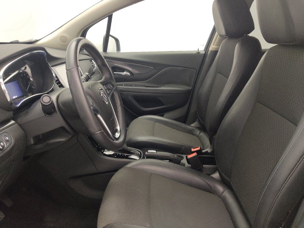 Used 2019 Buick Encore Sport Touring FWD image 17